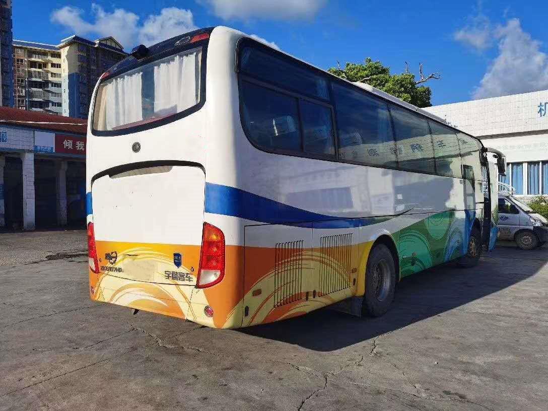 Yutong Used Urban Buses LHD Diesel Public Buses Long Distance Used Coach Buses