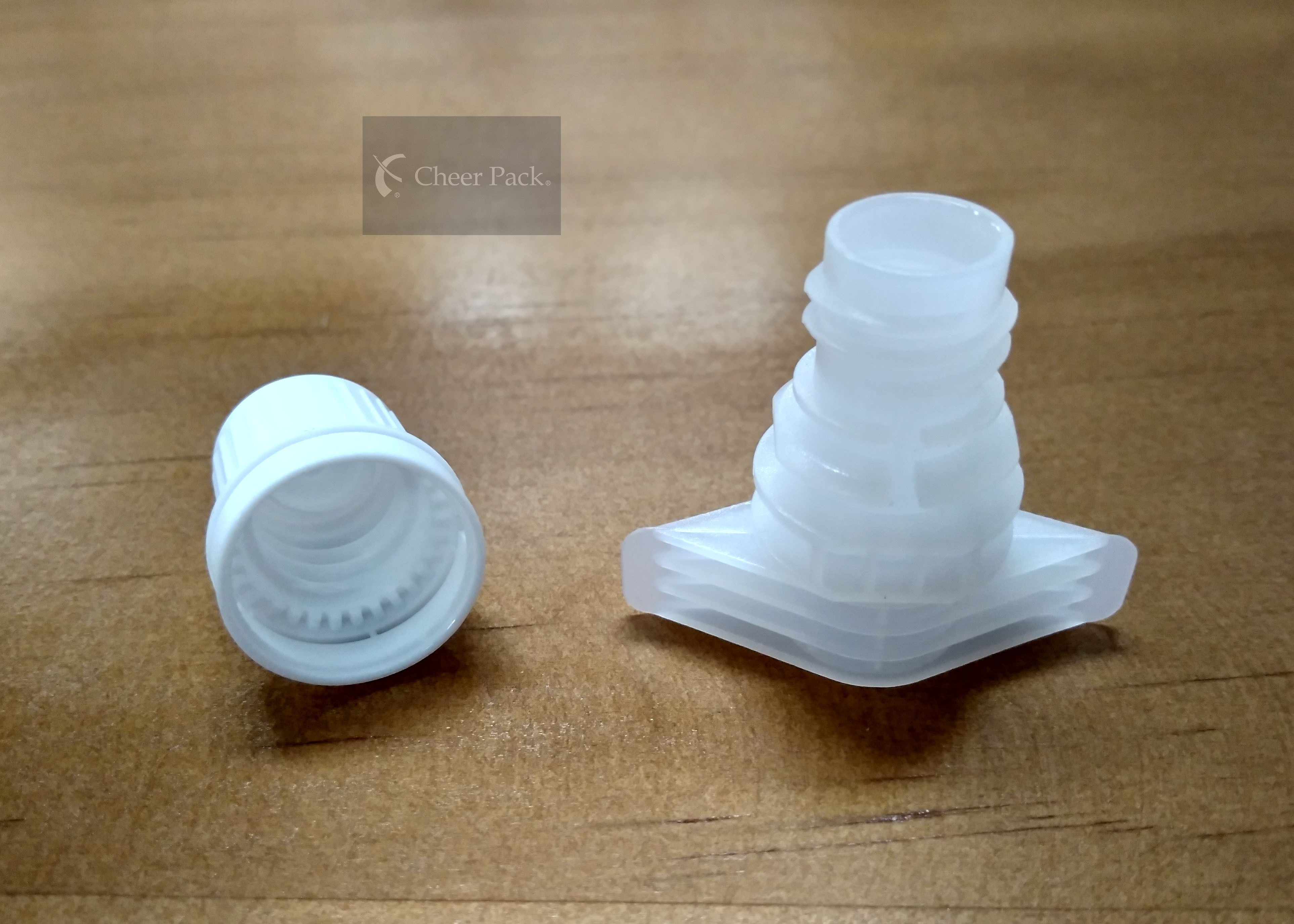 44 Mm Heat Seal Size Pour Spout Caps For Automatic Filling Machine X-021