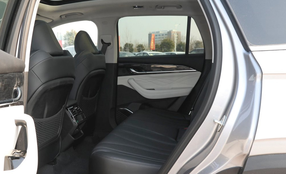 2024 Xingyue L Gasoline 5 Seat Off Road Vehicle With Two Drives / Four Drives
