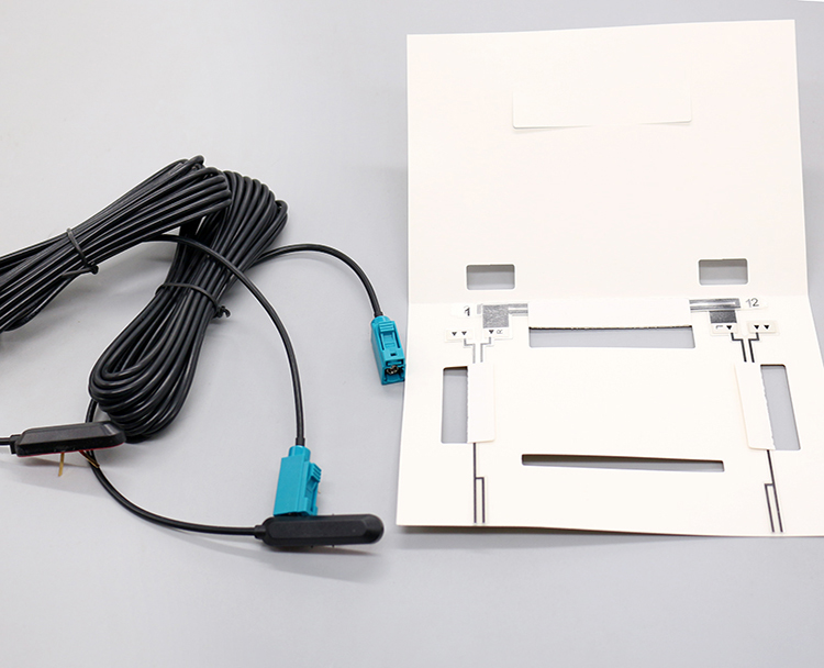 470MHz Indoor Digital HDTV Antenna High Gain 20dBi Receiver Box
