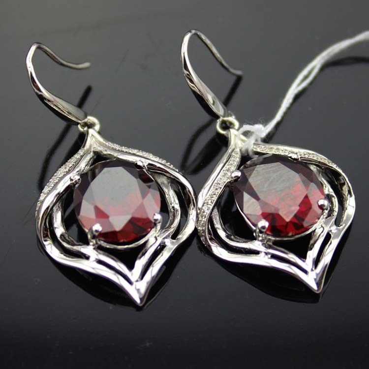 Fashion 925 Silver Oval Purple Amethyst Cubic Zircon Dangle Earrings (PSJ04872)
