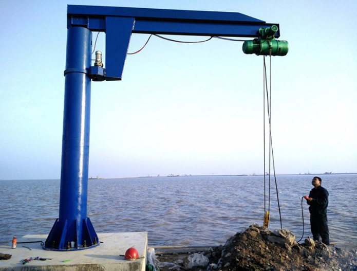 5 Ton Industrial Jib Crane Pillar Mounted With Derricking Jibs 300-450KN Rail Width