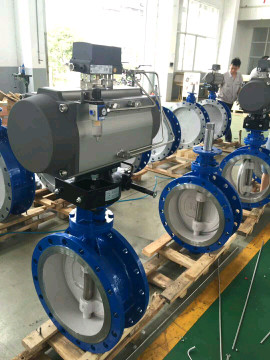 butterfly valve with pneumatic actuator