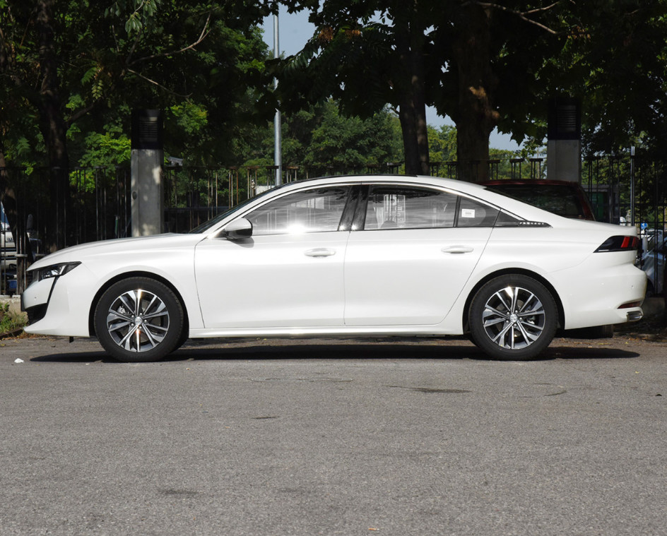 Peugeot 2022 Model 508L 400THP PureTech Driving Version 5 Seats Sedan