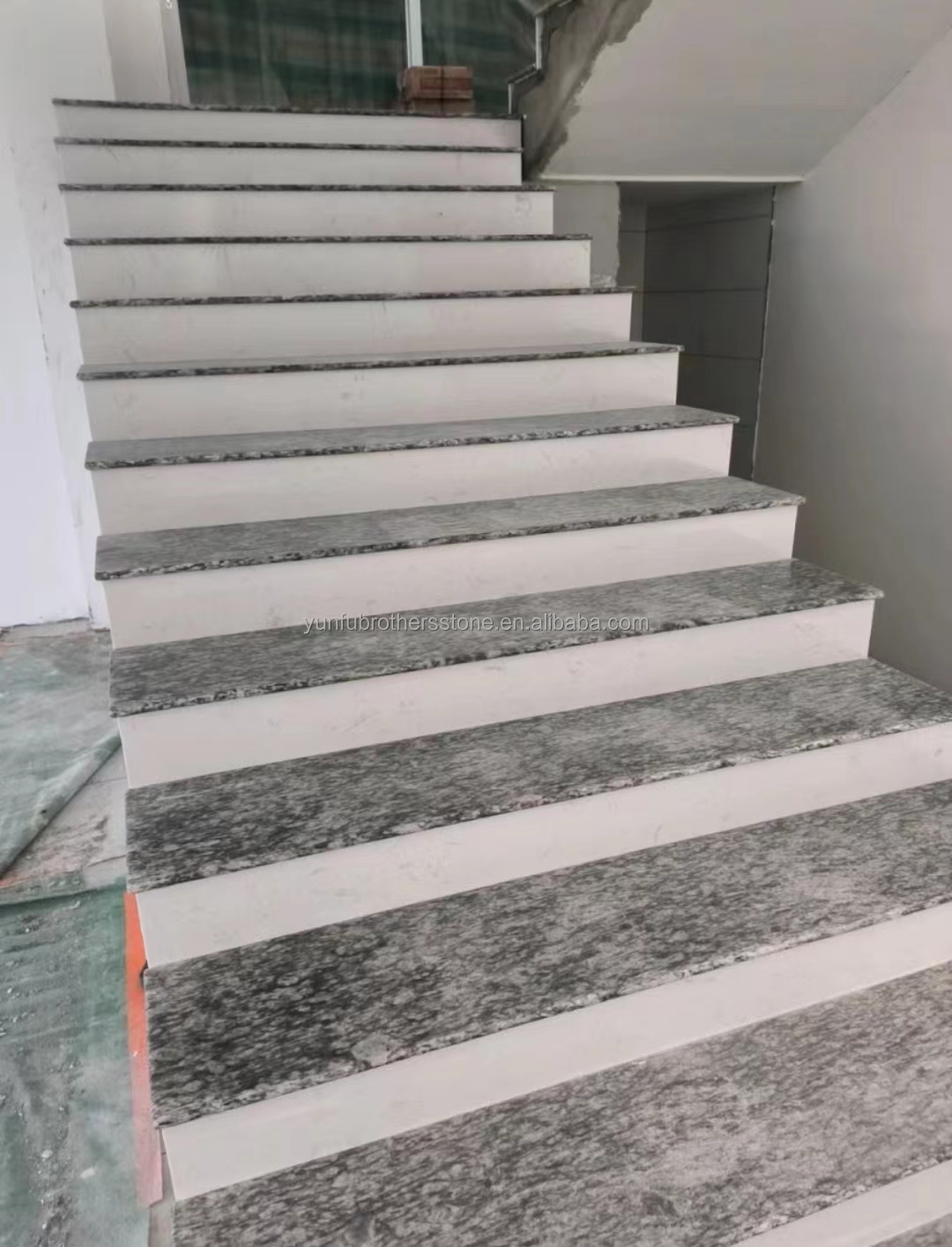 Cut-To-Size Black Granite Slab for Stairs and Buildings in Modern Chinese Design