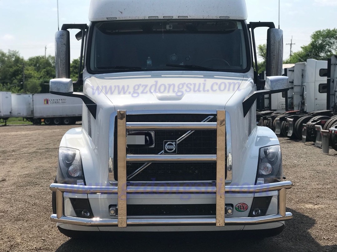 0.4 CBM Truck Deer Guard Compact Construction For Freightliner Peterbilt