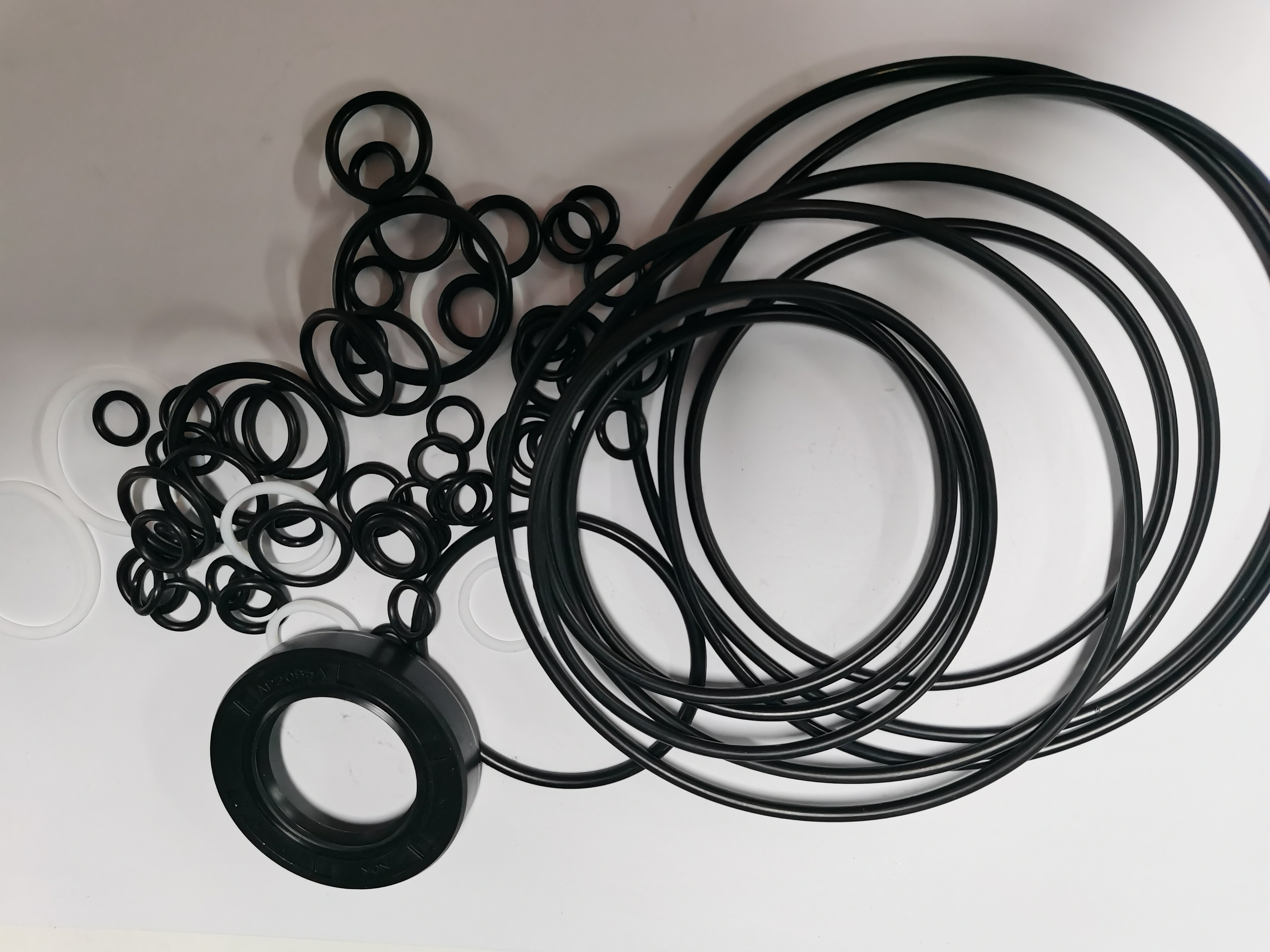 Hydraulic Pump Swing Travel Motor Seal Kit PC60-7 PC120-6 GM18