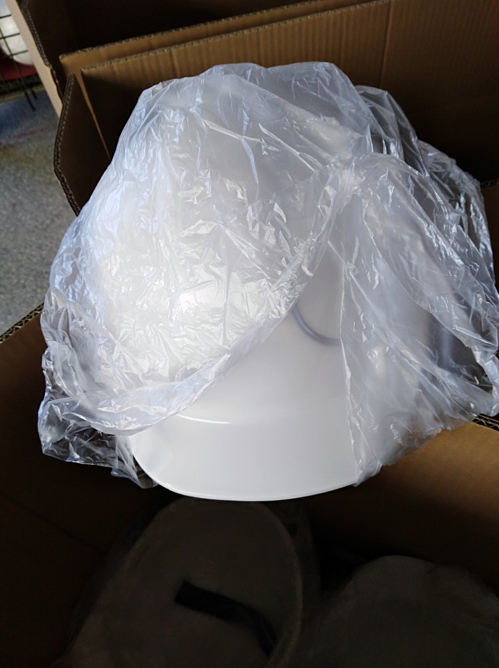 T100-PE 255g V Type Protective Hard Hats Safety Work Helmets for Construction 50pcs/ctn