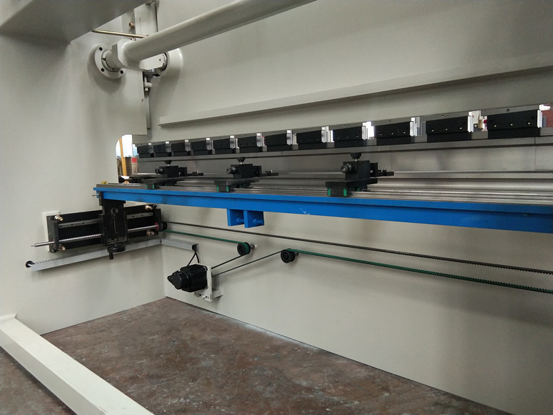 7.5kw 3200mm Hydraulic Sheet Bending Machine 100 Ton Power Press Brake 8times/Min