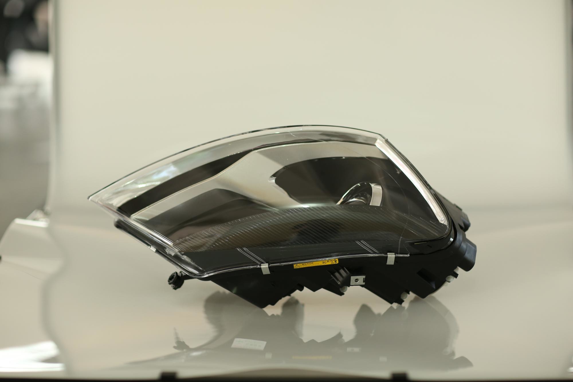 2009 2011 2012 2013 2010 Vw Passat Headlight Replacement 3BD 941 016F