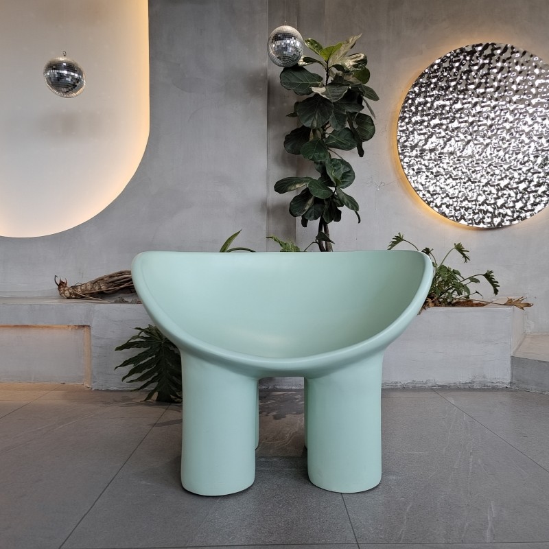 Lightweight Fiberglass Resin Tables Benches Chairs Furniture
