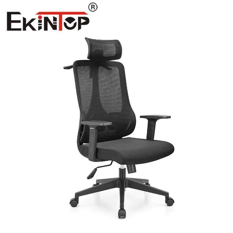 Black  mesh chair	