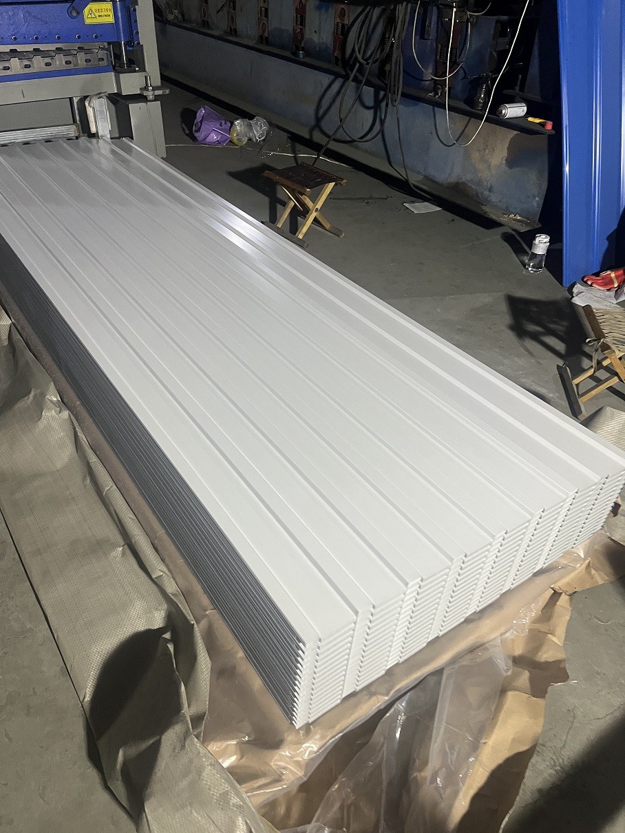 Corrugated Steel Sheets Panels Commercial Buildings Roof Tiles Flashings And Edges Z275