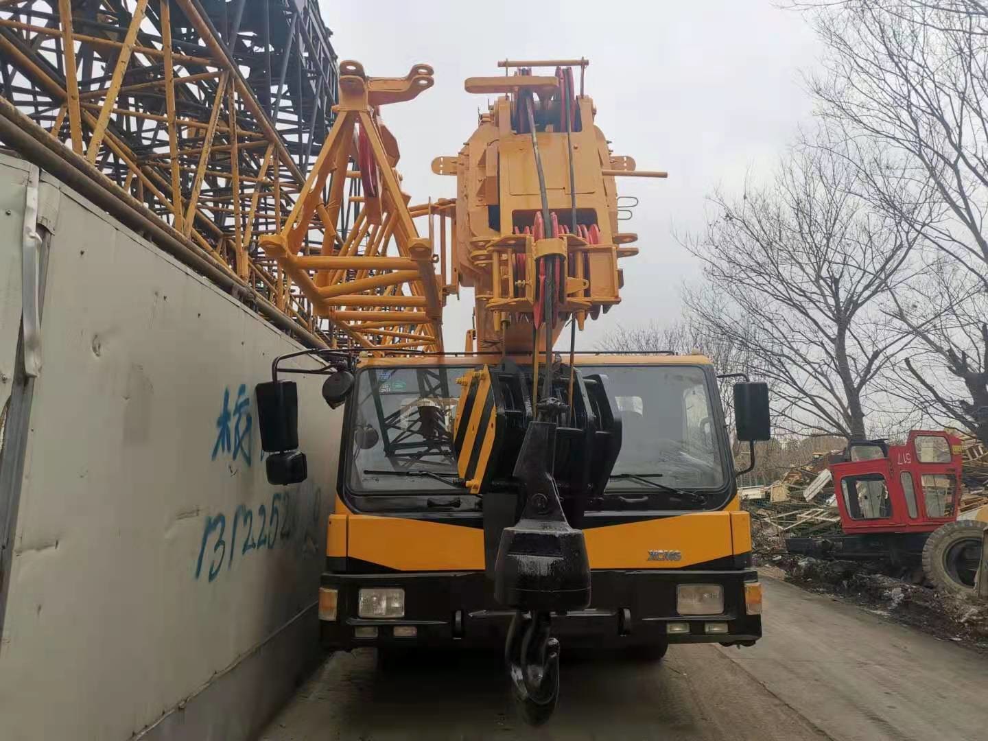 XCMG 25T 4 Arm Used Truck Crane 2200rpm 2550mm Width