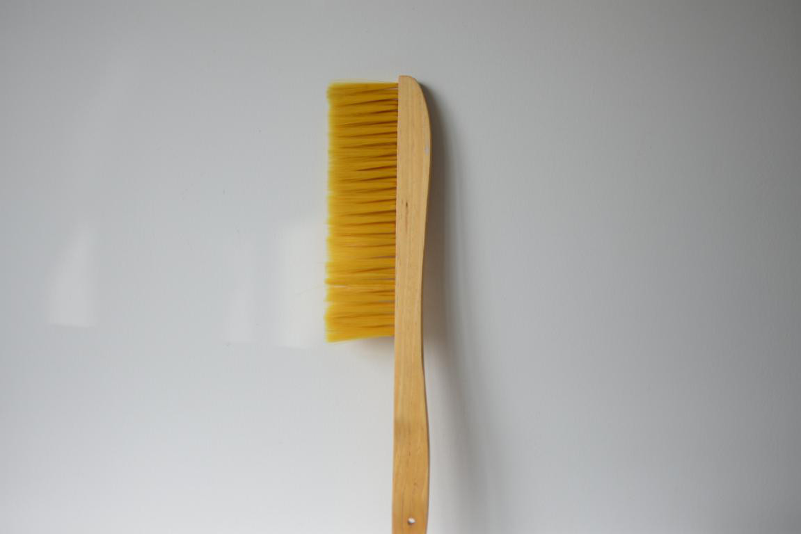 Best Selling Double Rows Bee Brush With Wooden Handle Plastic Hair Beekeeping Tools