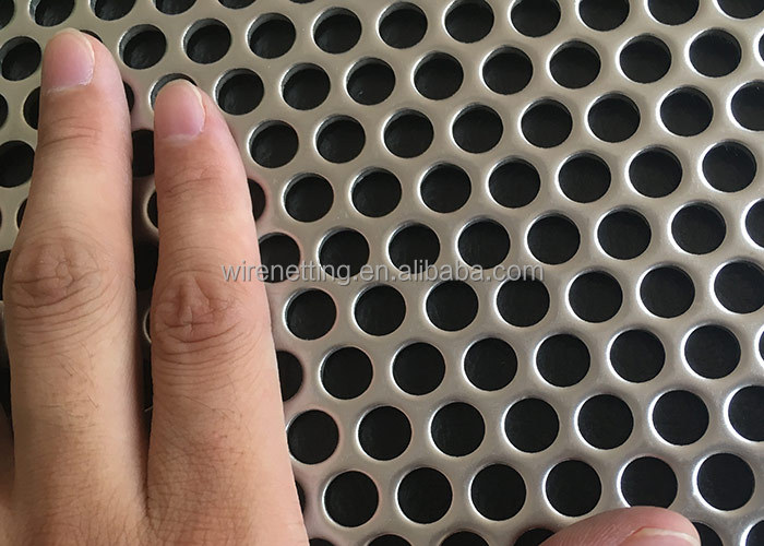 Industry Puncing Plate Round Small Hole 0.5mm Perforated Sheet Metal Panels with Corrosion Resistance and Small Round Holes