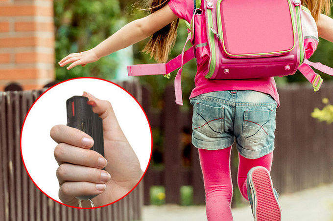 black Anti Riot 20ml Key Chain Pepper Spray Plastic Shell For Women