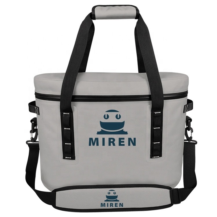 Refrigerated Lightweight Soft Sided Cooler 18 Liters Light Gray Color