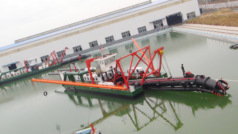 8 inch cutter suction dredger for river sediment pumping capacity 100m3/h