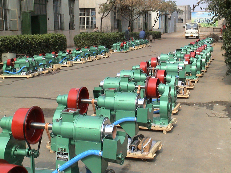 SPSF60*45 Feed Processing Rice Husk Grinding Hammer Mill Machine With Working