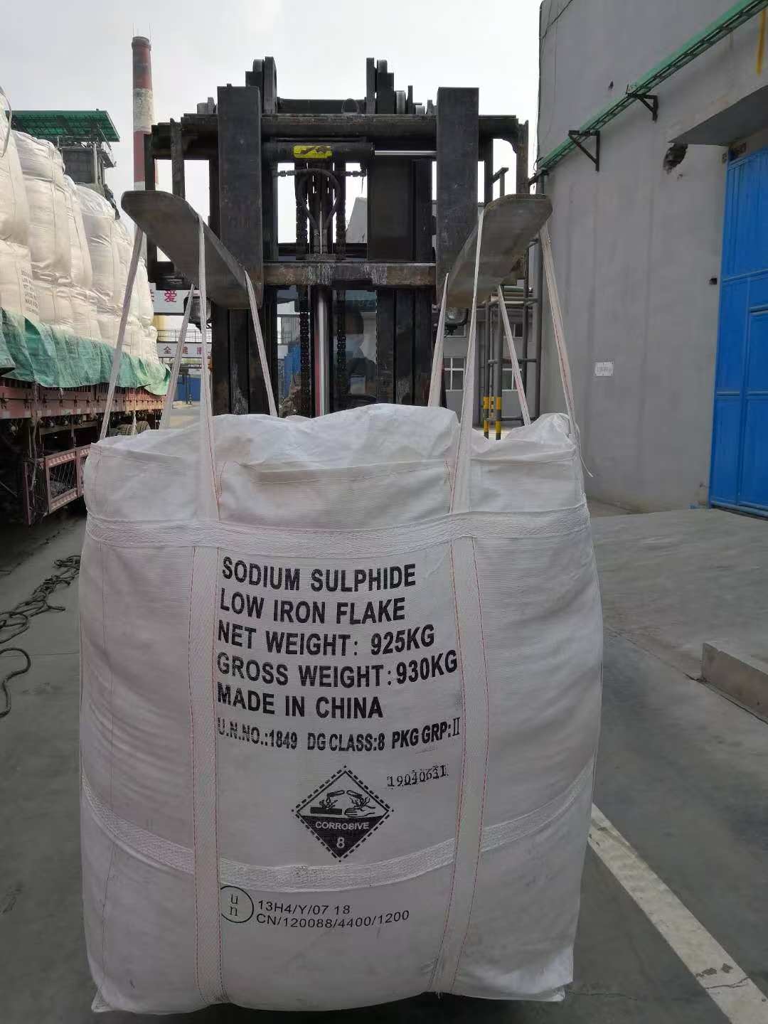 1.86 Density Na2S Sodium Sulfide Flakes Raw Materials Used In Dye Industry