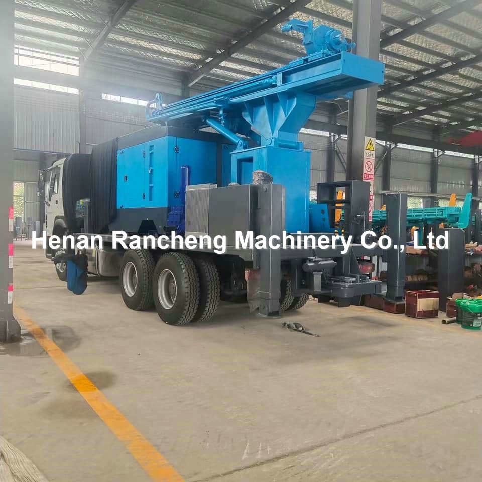 400m Depth Water Well Drilling Rig Equipment 132KW Cummins Engine
