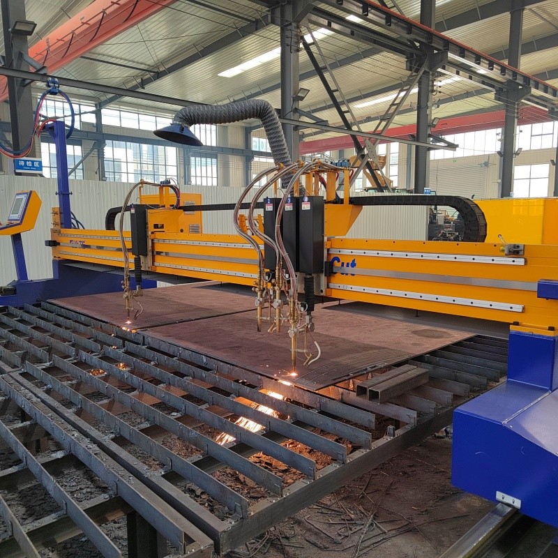 Flexible Operation Of Small Wheel Loader Front-End Loader