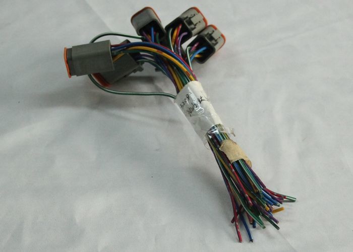 E320B Caterpillar Excavator Spare Parts Throttle Motor Plug High Performance