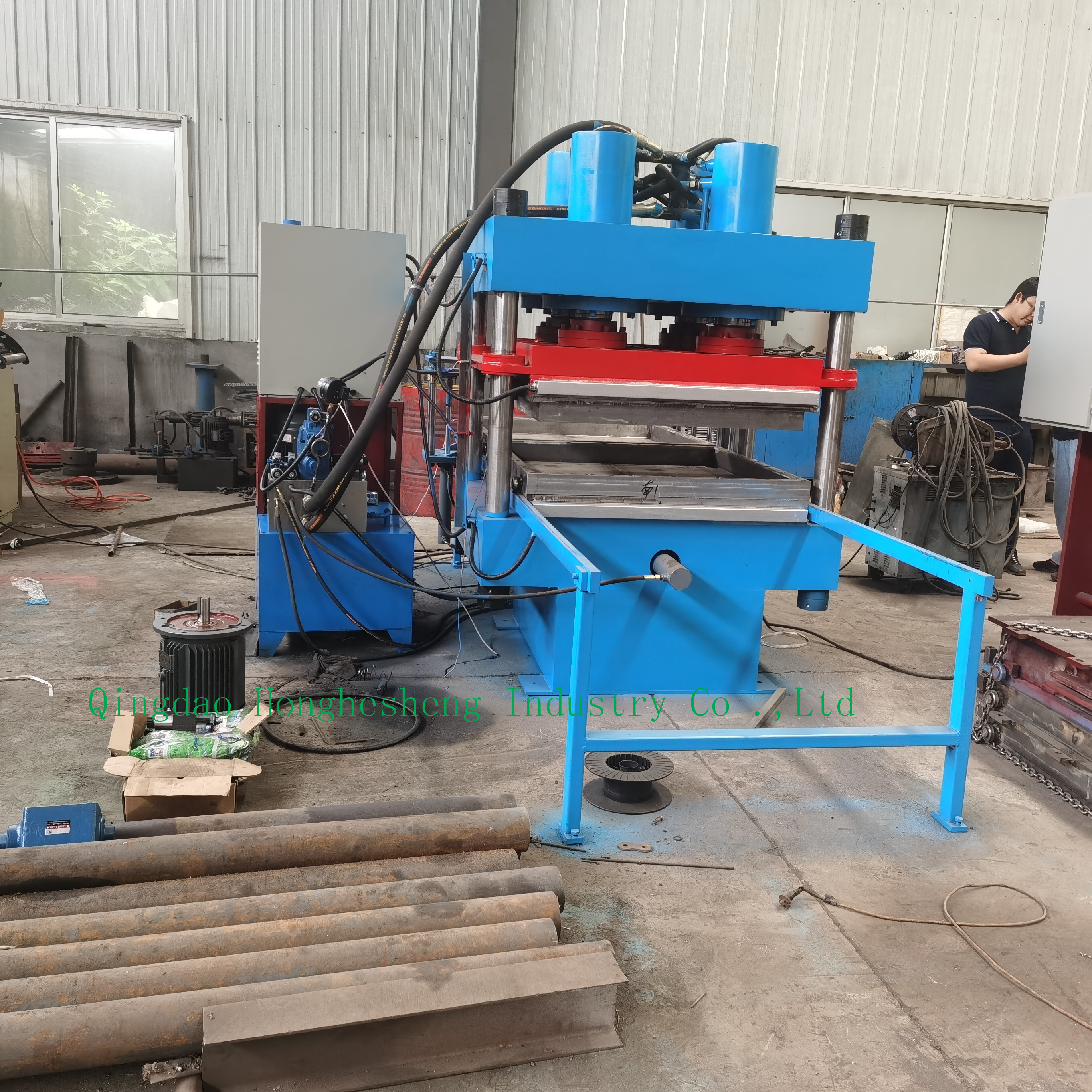 Automatic EPDM / Rubber Flooring Mat Vulcanizing Press 7.5KW