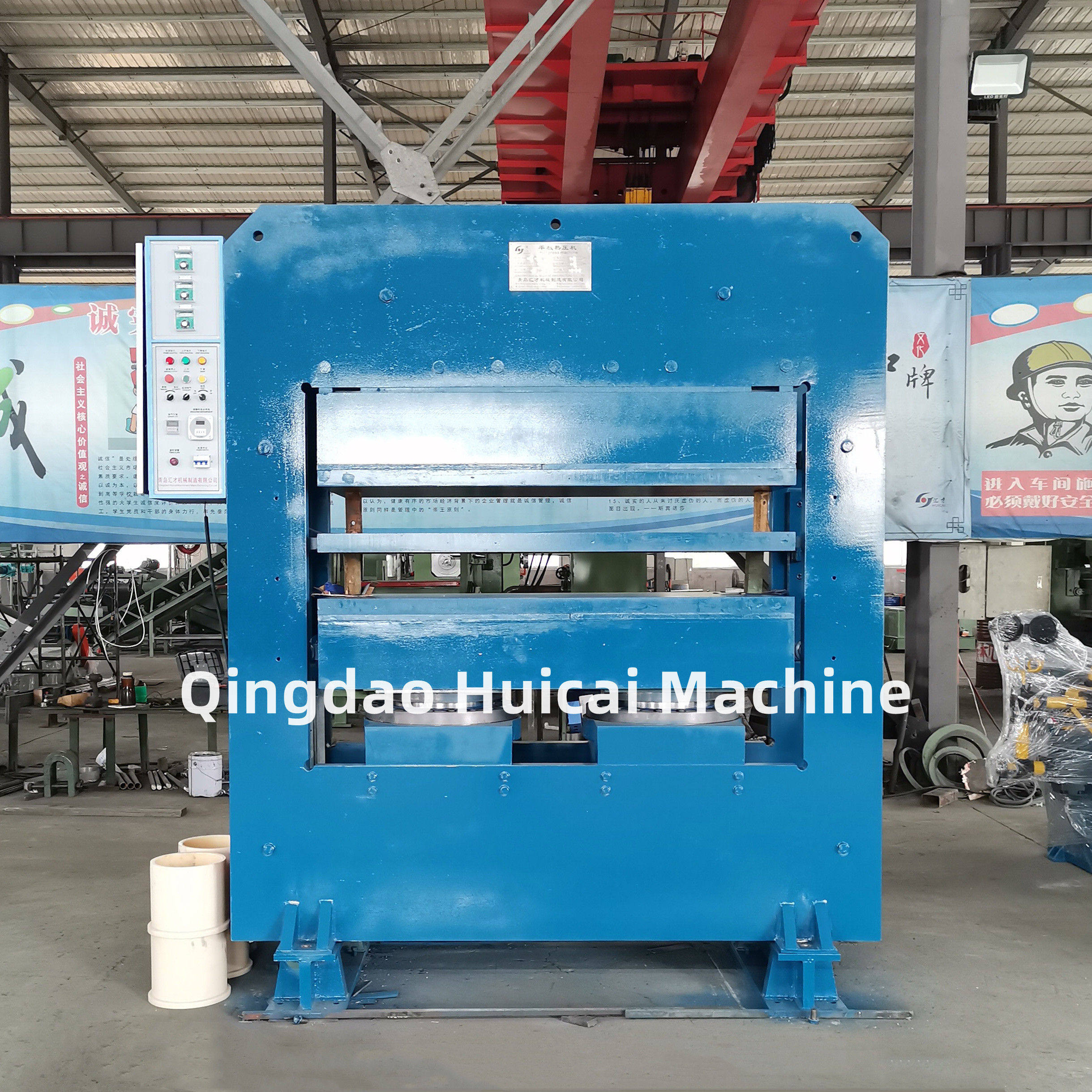 Rubber Uphill Pad Vulcanizing Press Machine with Nominal Molding Power of 3.15MN