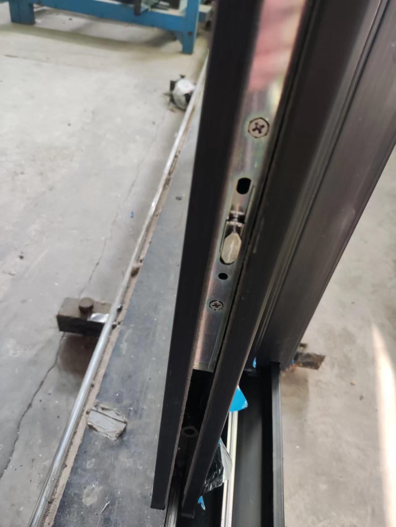 Black Bifold UPVC Sliding Window And Door For Balcony ISO9001 Certificated