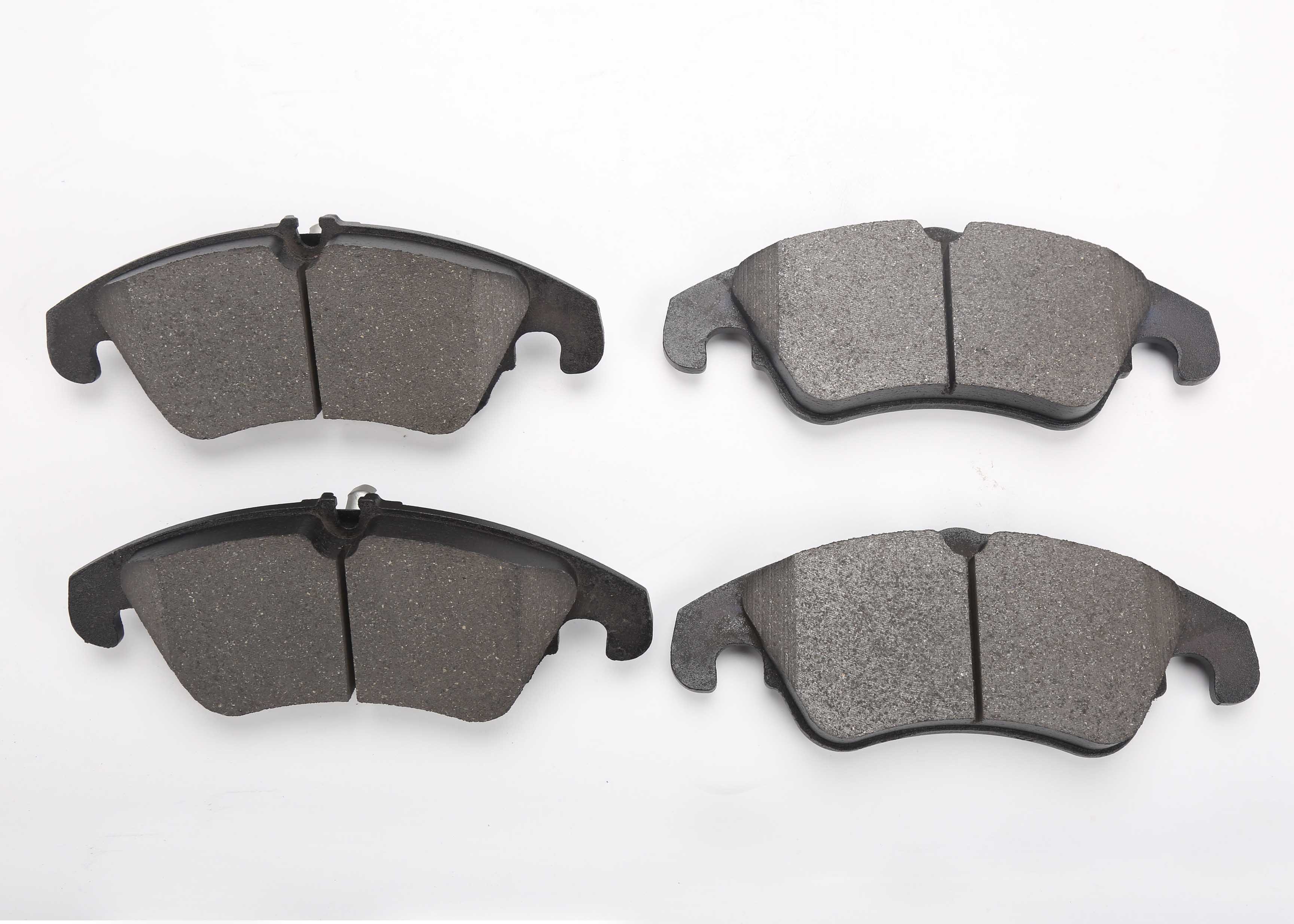 BAIYUN Disc Brake Pads with Ceramics Formula and Low Metallic