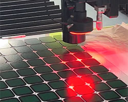 Infrared Picosecond Laser Glass Cutting Machine 50W For Watch Glass