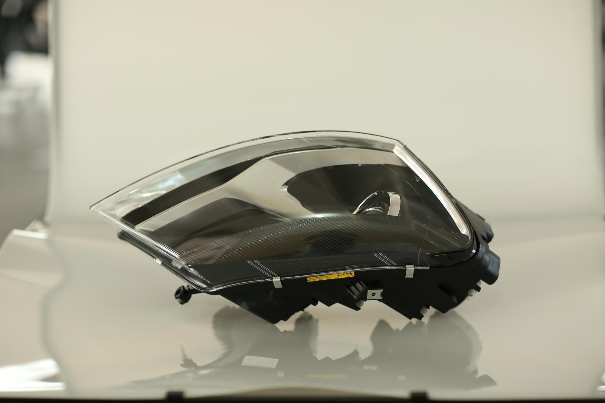 2009 2011 2012 2013 2010 Vw Passat Headlight Replacement 3BD 941 016F