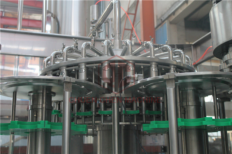 Turnkey Complete Plastic Bottle Filling Machine For Drinking Water Fresh Juice