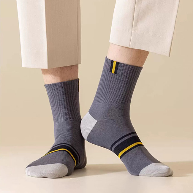 Striped Custom Men Socks Contrast Color Cotton Casual Socks