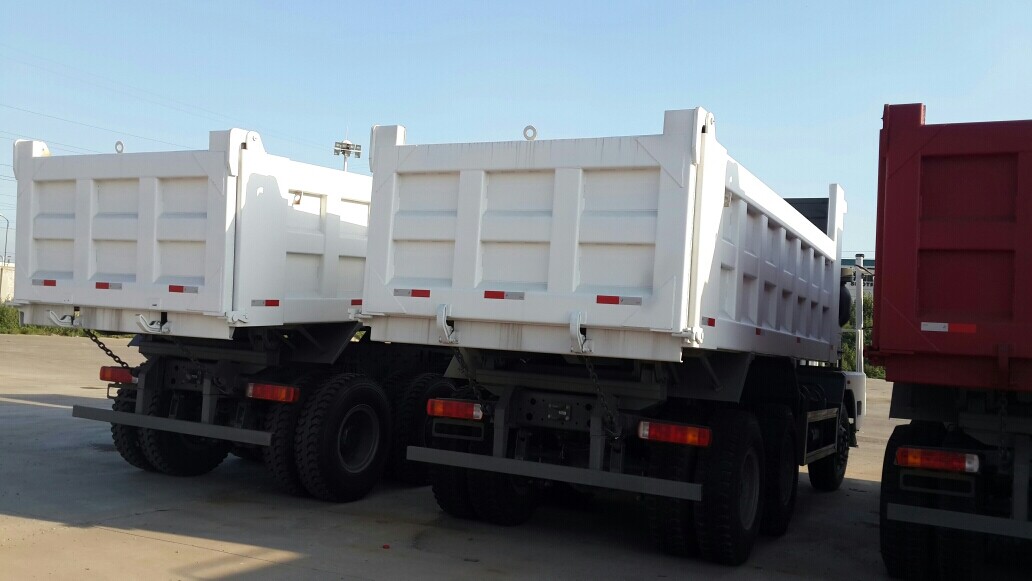 Tipper truck