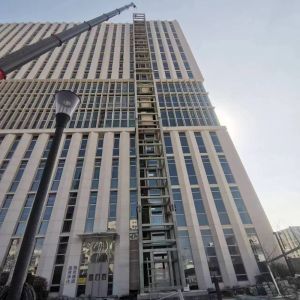 Lightweight Prefabricated Steel Structure Building For Office / Warehouse