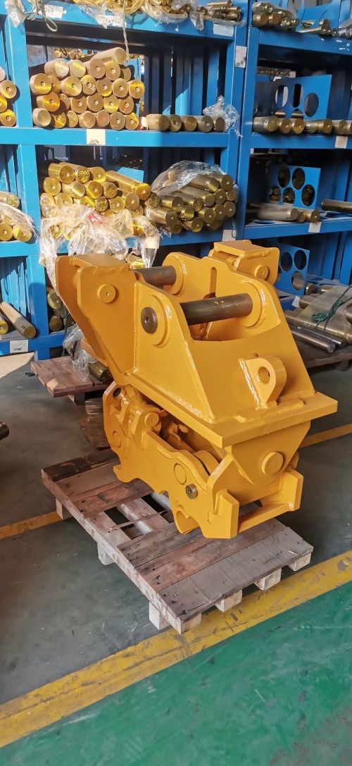 Durable Excavator Quick Hitch Coupler , Mini Excavator Quick Attach
