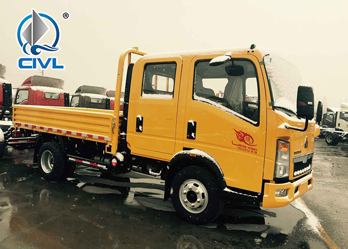 1 - 10 Ton Cargo Truck Sinotruk New Howo 4x2 Light Duty Commercial Cargo Trucks ZZ1047C2813C145