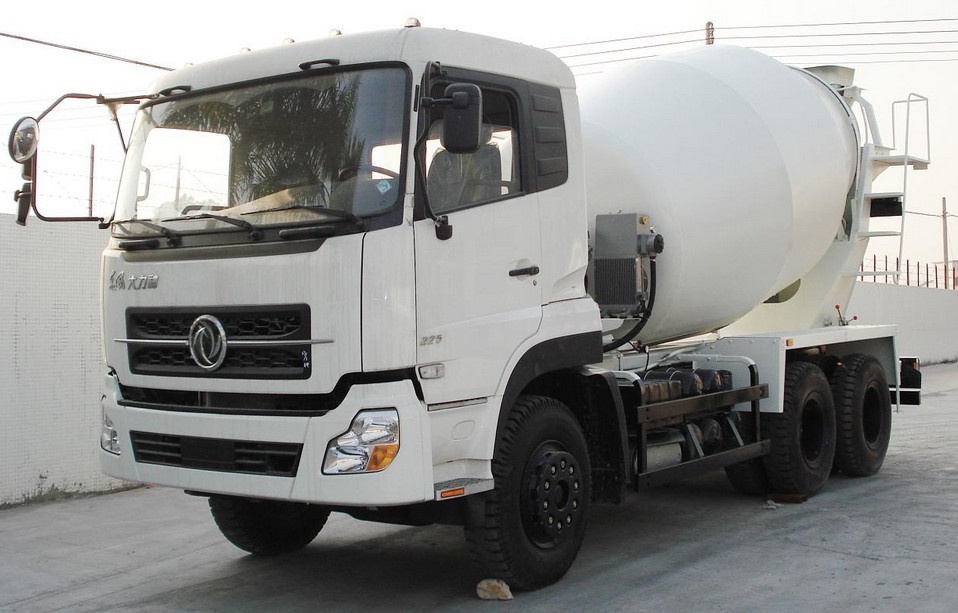 Dongfeng chassis Concrete Mixer Truck from 3 cbm to 16 cbm