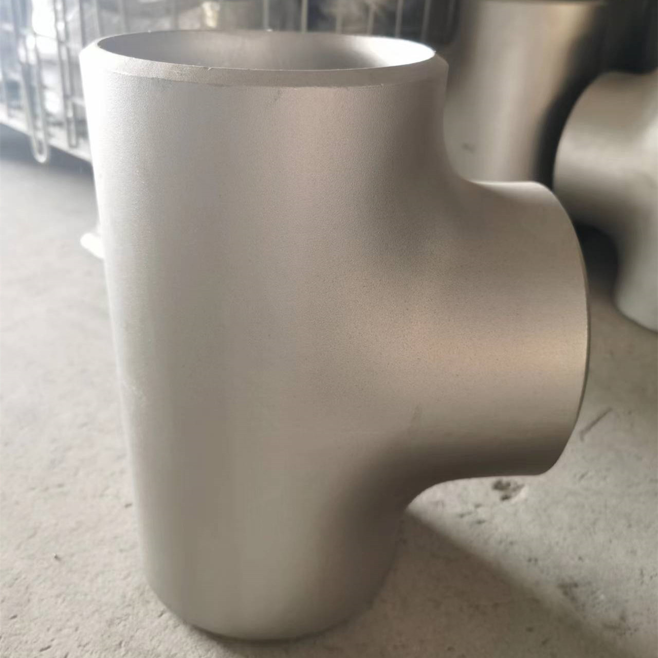 8 Inch Sch40 Butt Weld Tee Steel Seamless Dn800 Reliable Solution For Piping