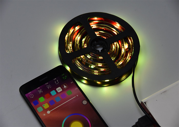 IP65 Waterpoof 5v 2700K 6.8W/M Bluetooth LED Strip Light