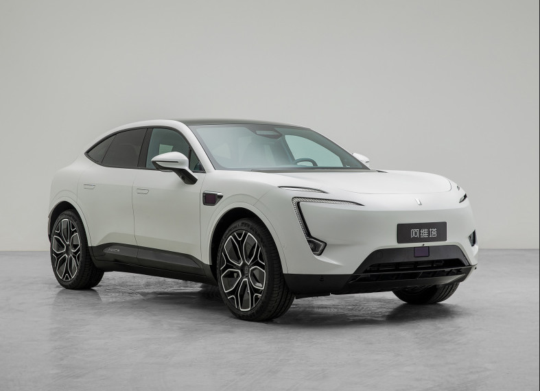 Pure Electric Avita 11 Five Seater Car High Performance Hatchback
