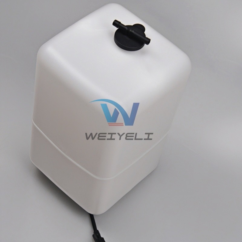 Plastic Auxiliary Kettle SH350A5 / 360A5 / 460 / CASE360 Coolant Expansion Water Tank