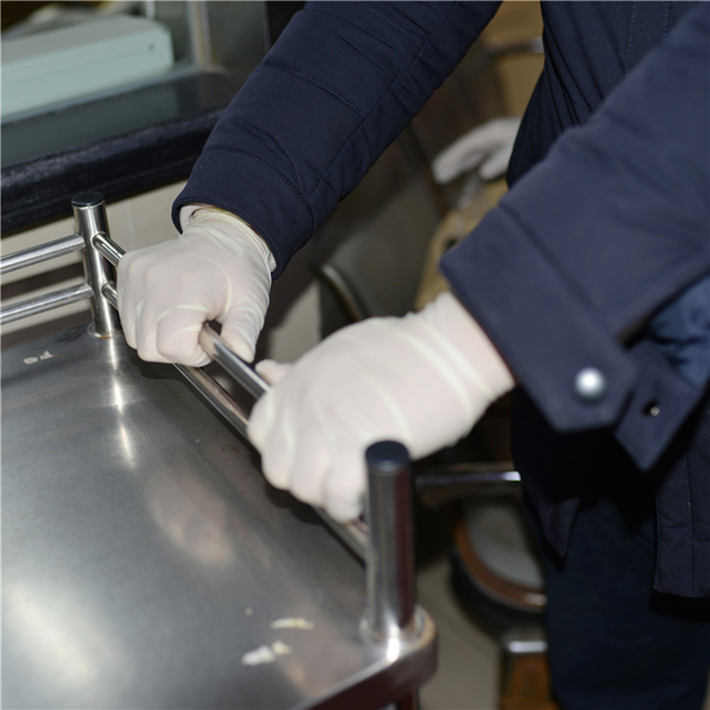 Anti Tear Non Powdered Latex Gloves , Surgical Rubber Gloves Natural Latex