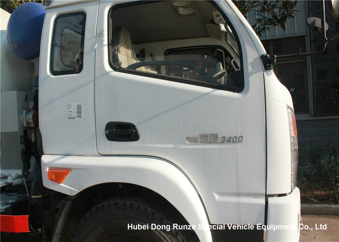 Huyndai Nanjun Industrial Concrete Mixer Truck 6cbm 6120 X 2200 X 2600mm