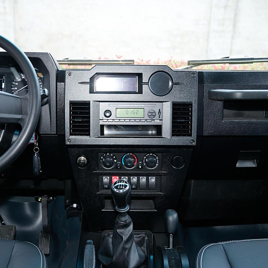 Hybrid 4WD Manual SUV with ABS Afable 2.4T Hybrid 212 Baw Petrol/Electric Off-Road Car