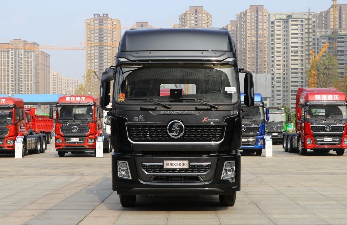 Reliable and Efficient Heavy-Duty Diesel Tractor Truck Shacman Left Driving X5000 Tractor