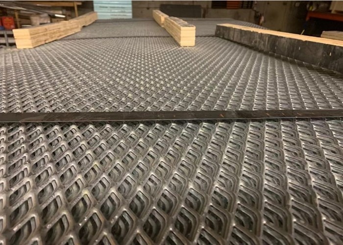 Cold Flattened Aluminum Expanded Mesh Sheet For Household Applications
